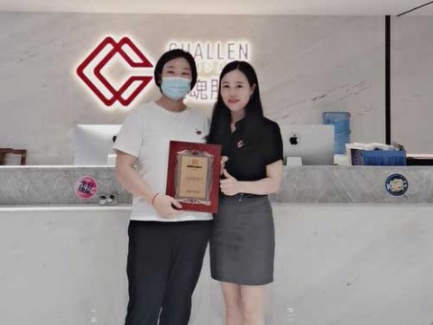浙江湖州的李女士看好冒菜外卖的市场