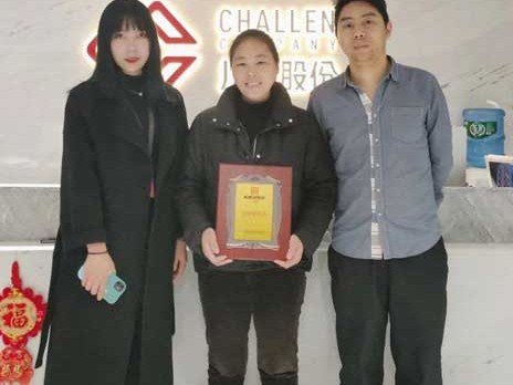 江西南昌的熊先生夫妇加盟帽牌货冒菜