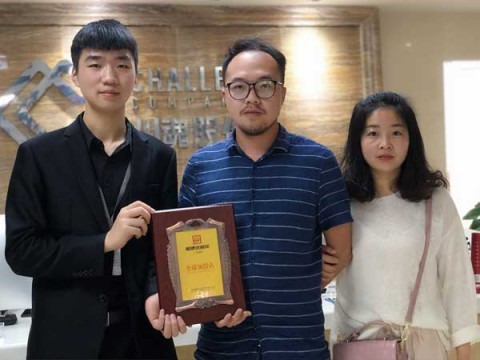 江苏泰州的马先生成功与帽牌货冒菜签约