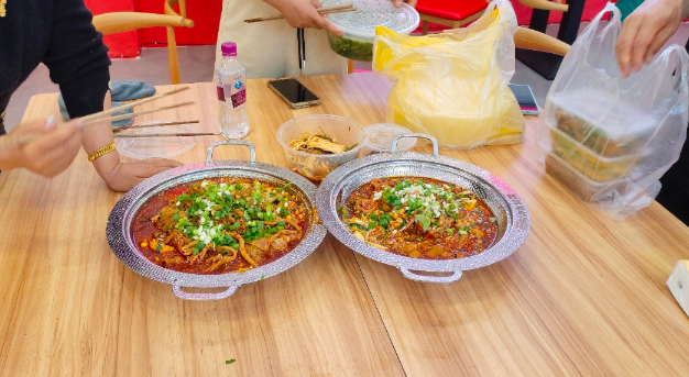 餐饮小白加盟冒菜可以吗，怎么选品牌