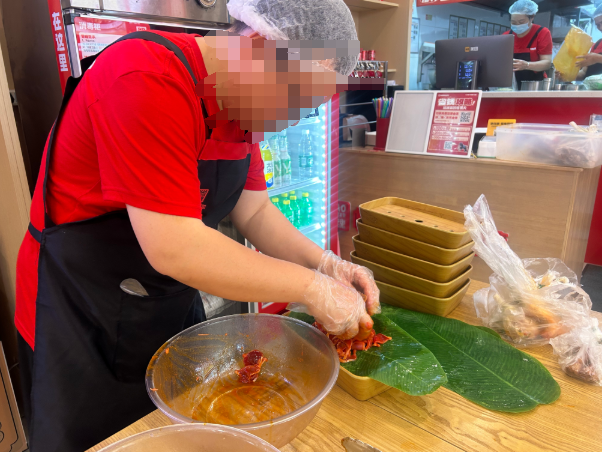 以前做服装转行做冒菜咋样，冒菜适合跨行创业吗