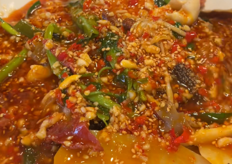 1718332679161932.png 如何经营出一家生意火爆的冒菜店
