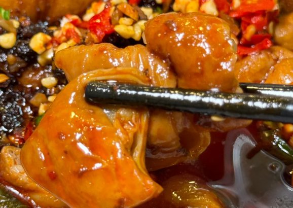 开冒菜店：堂食与外卖哪种模式更合适？