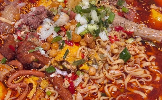 冒菜加盟哪里好？帽牌货冒菜是个不错之选