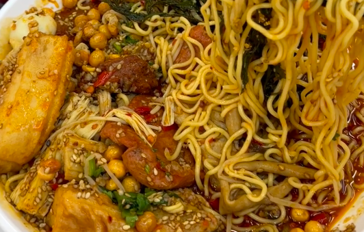 1750994853706978.png 冒菜店亏惨了别慌!帽牌货冒菜教你翻盘